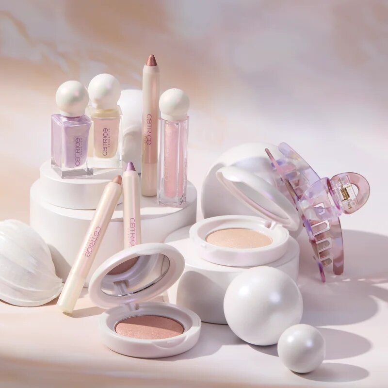 Catrice PEARLFECTION lac de unghii iluminator culoare 01 Mother of Pearlfection 9 ml