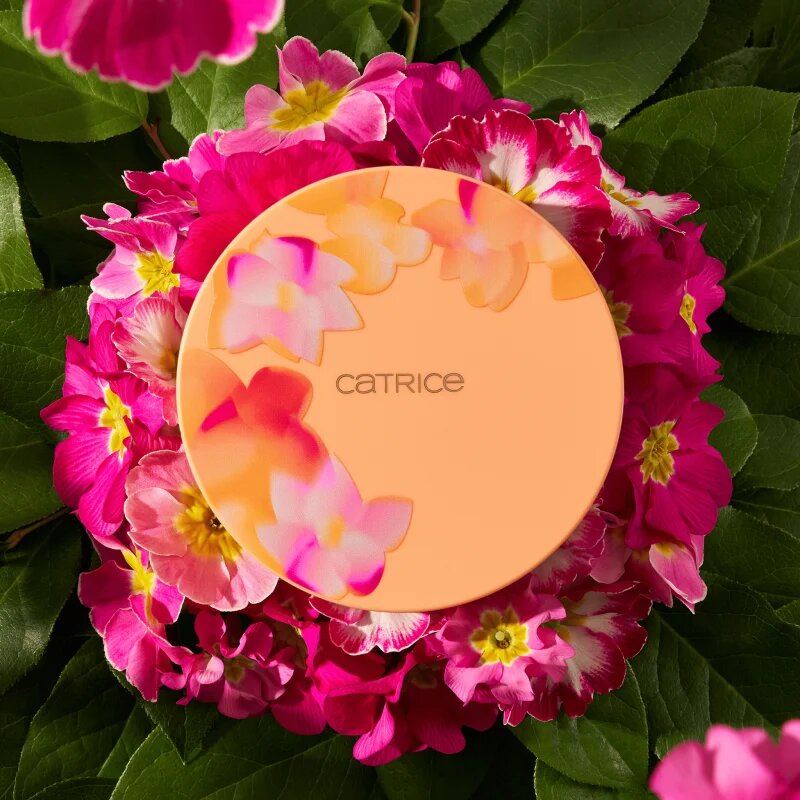 Catrice SEEKING FLOWERS paletă cu farduri de ochi culoare C01 Buy Myself Flowers 17 g