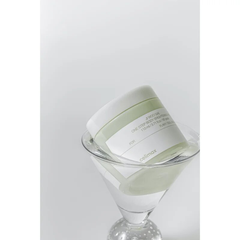 celimax Ji Woo Gae One Step Body Brightening Pad tampoane exfoliante pentru corp 60 buc