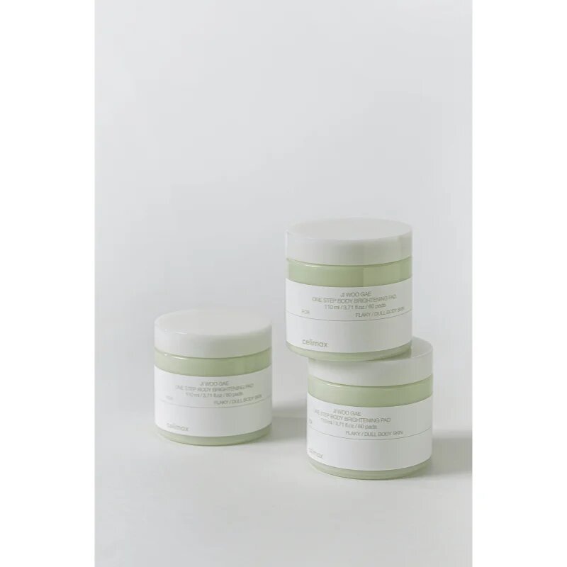 celimax Ji Woo Gae One Step Body Brightening Pad tampoane exfoliante pentru corp 60 buc