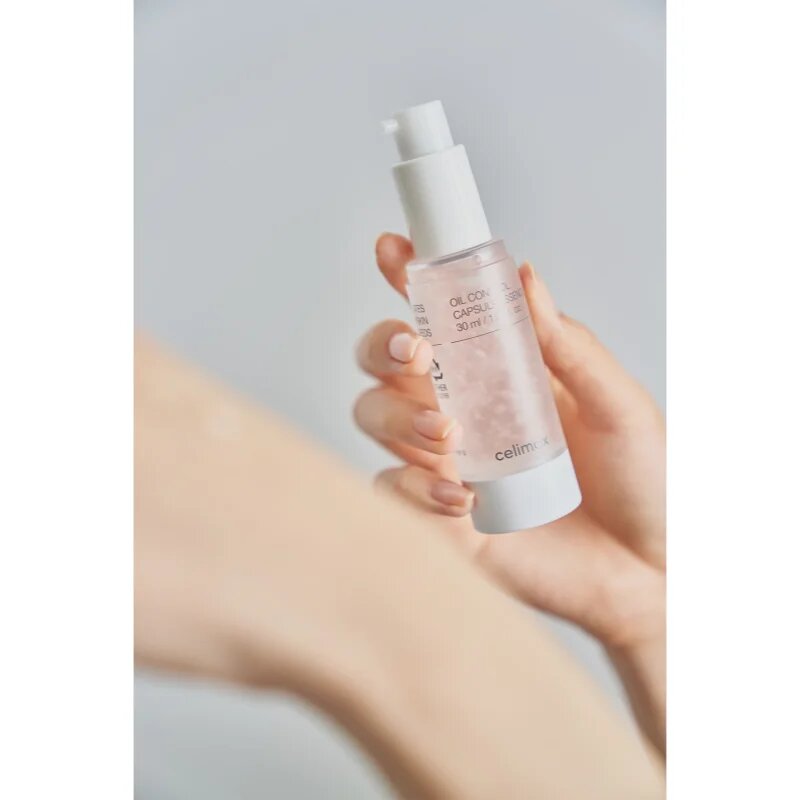 celimax Oil Control Capsule Essence esență cu efect iluminator pentru ten gras si problematic 30 ml