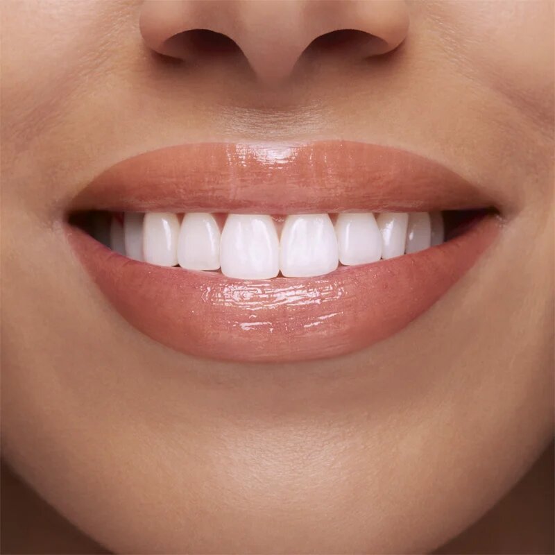 Clarins Lip Perfector Shimmer lip gloss cu efect de hidratare culoare 02 Apricot Shimmer 12 ml