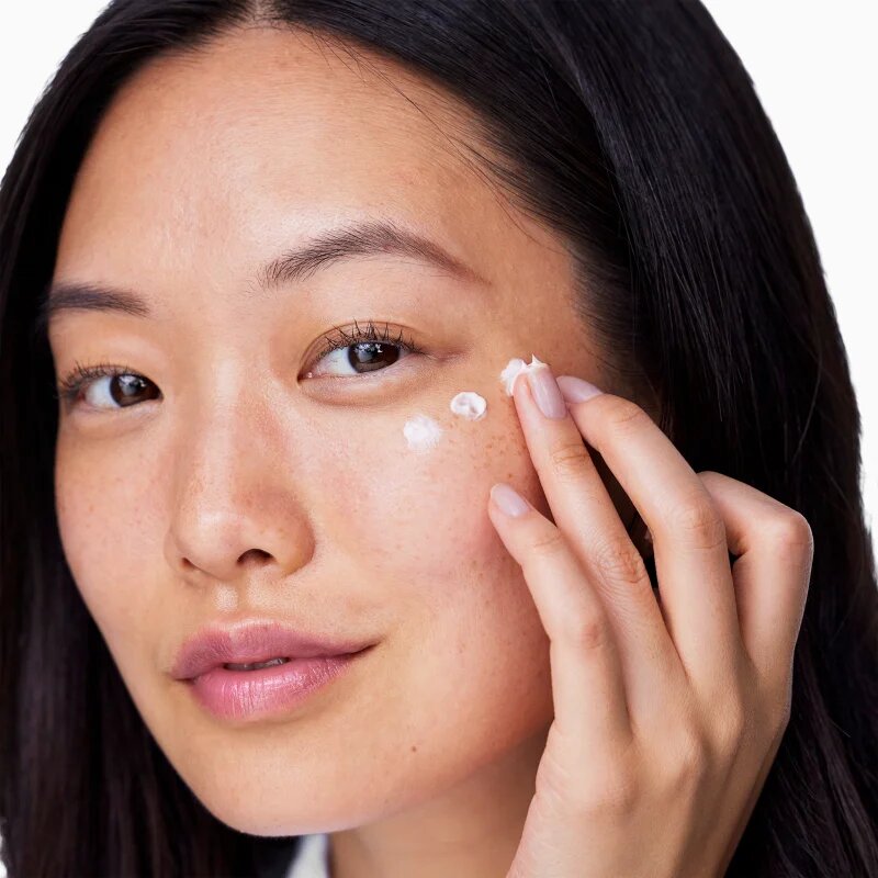 Clinique All About Eyes™ crema de ochi împotriva ridurilor și a cearcănelor întunecate 15 ml