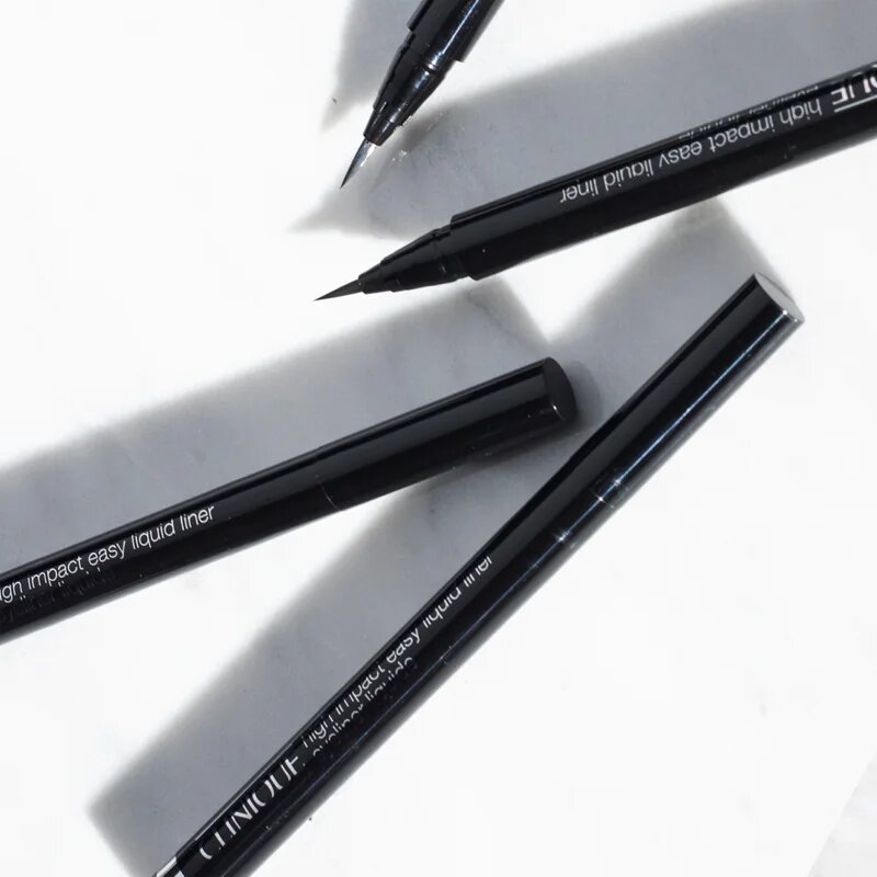 Clinique High Impact™ Easy Liquid Eyeliner eyeliner lichid cu trasare precisă culoare Black 067 g