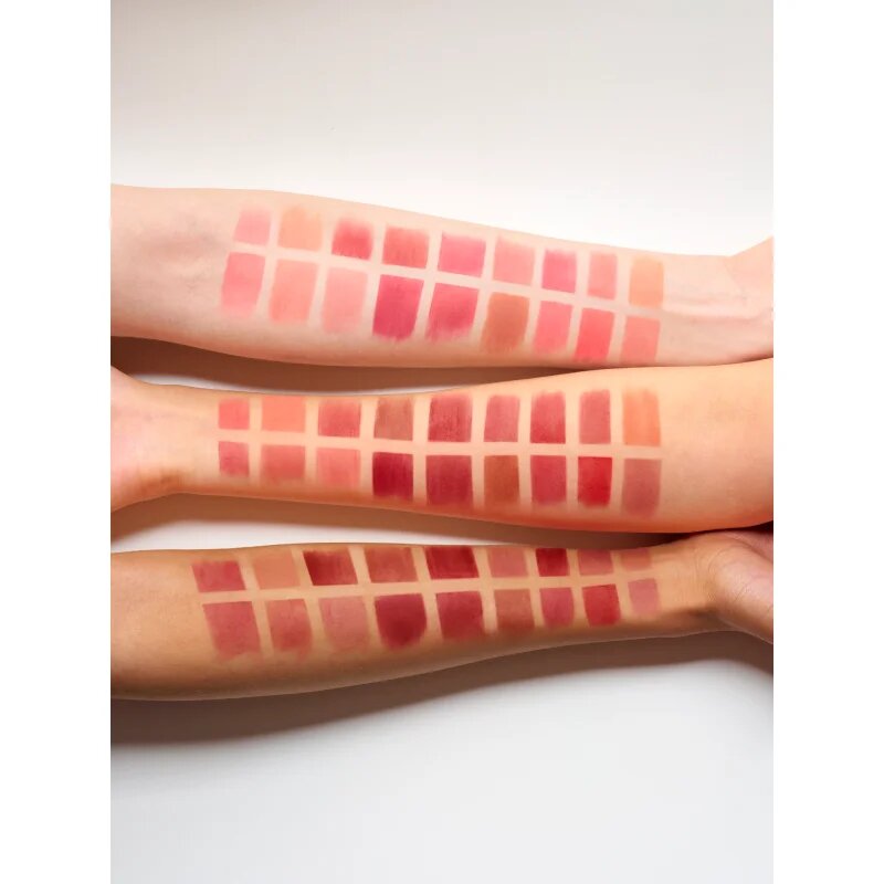 Colorgram Nude Blur Tint Ruj mat cu efect de hidratare culoare 04 Coral Lit 5 g