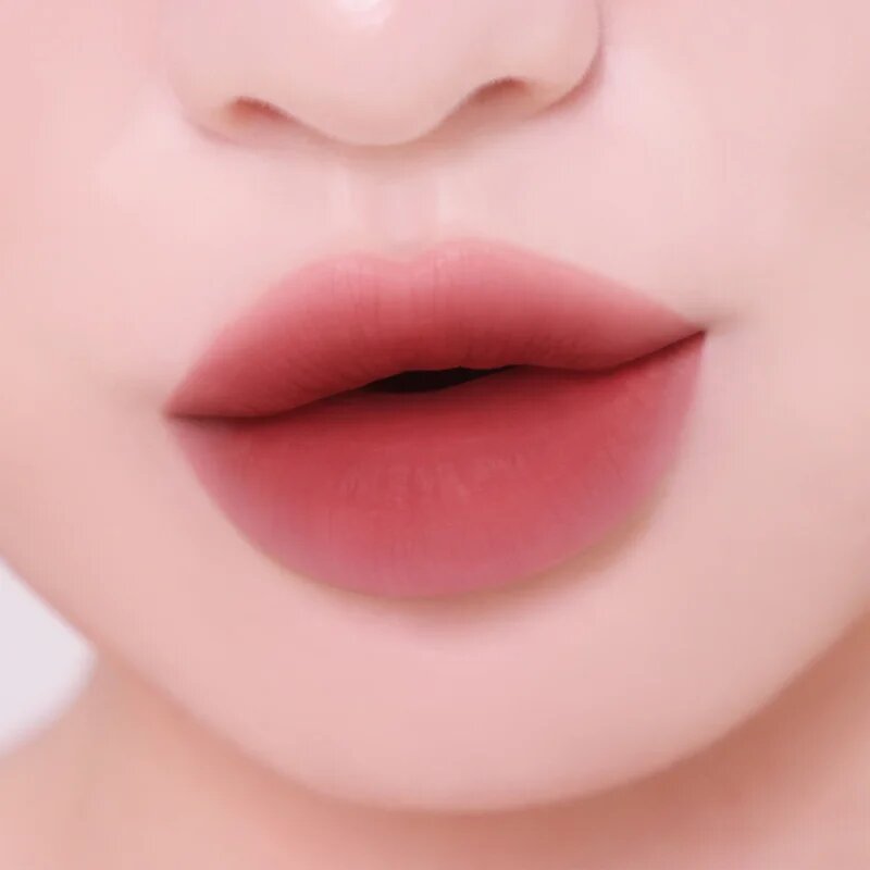 Colorgram Nude Blur Tint Ruj mat cu efect de hidratare culoare 13 Burnt Marron 5 g