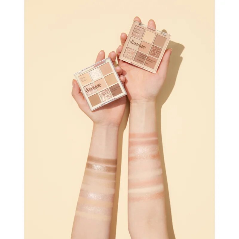 Dasique Eye Shadow Palette paletă cu farduri de ochi culoare 07 Milk Latte 7 g