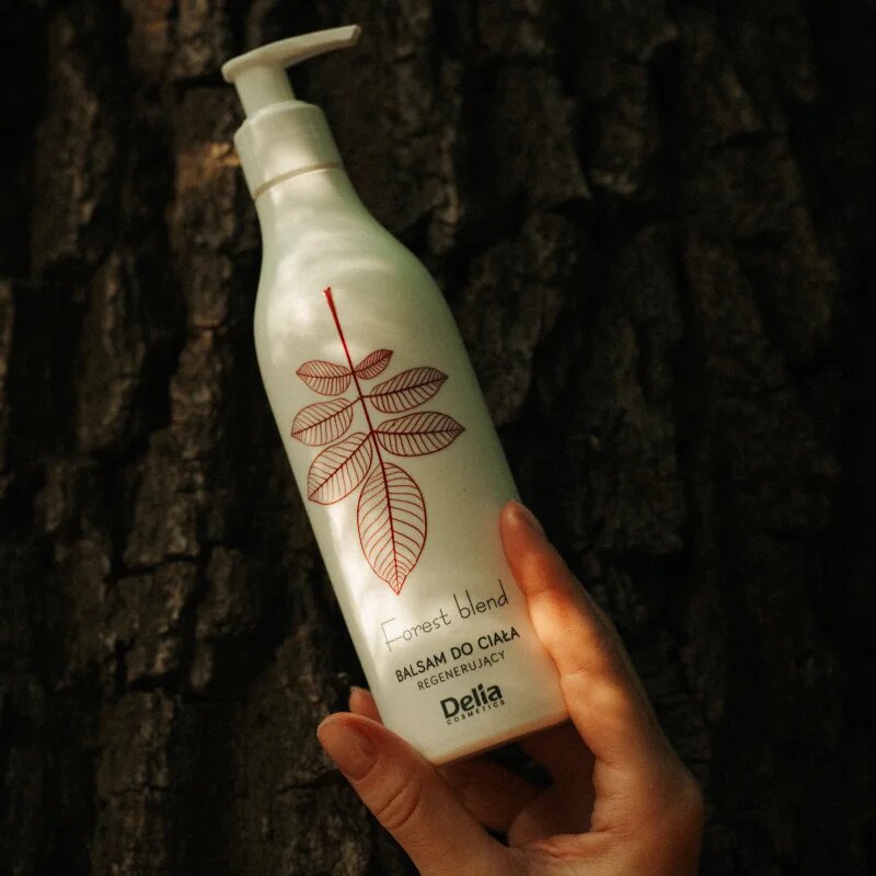 Delia Cosmetics Forest Blend lapte de corp regenerator 300 ml