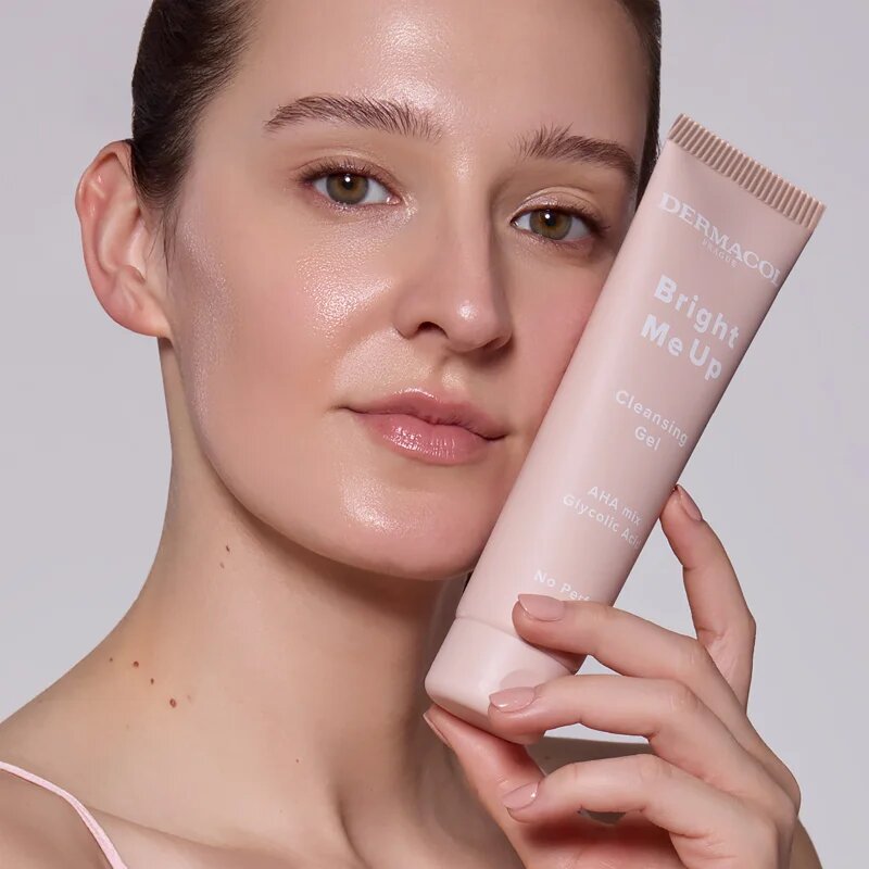 Dermacol Bright Me Up Cleansing Gel gel exfoliant de curatare faciale 150 ml