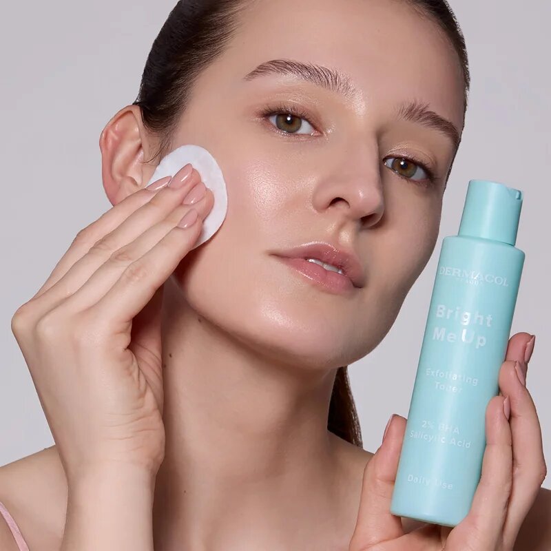 Dermacol Bright Me Up Exfoliating Toner tonic exfoliant delicat 135 ml