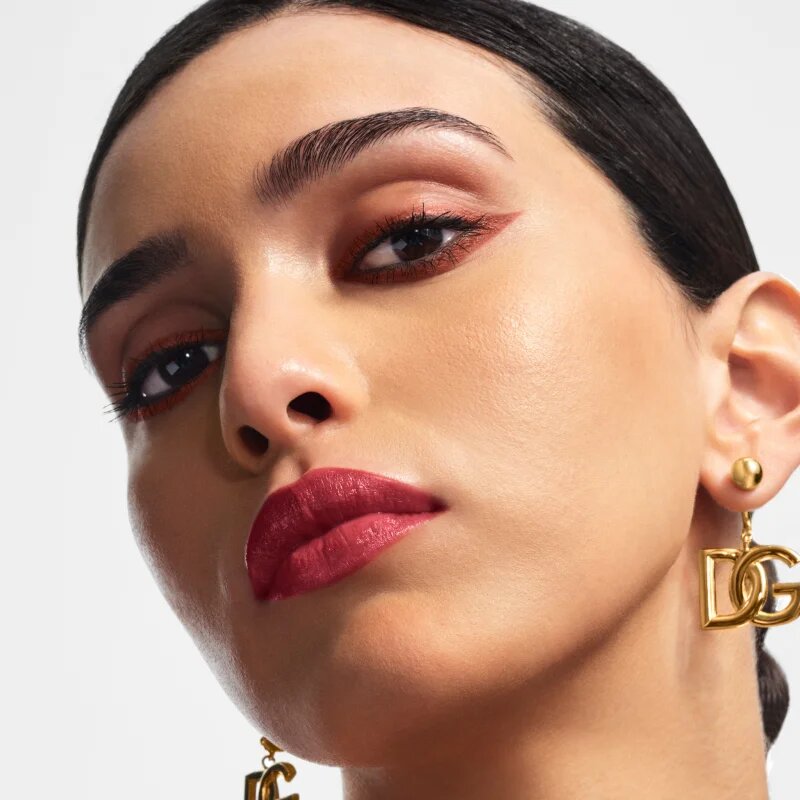 Dolce&Gabbana Classic Sleek Kohl Glider eyeliner khol cu pensula culoare 08 Blushing Nude - Pink Toned Light Nude 1.2 g