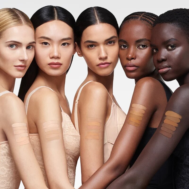 Dolce&Gabbana Everlast Concealer anticearcan cu efect de lunga durata culoare 15 Light Medium - Yellow Undertones 11 ml