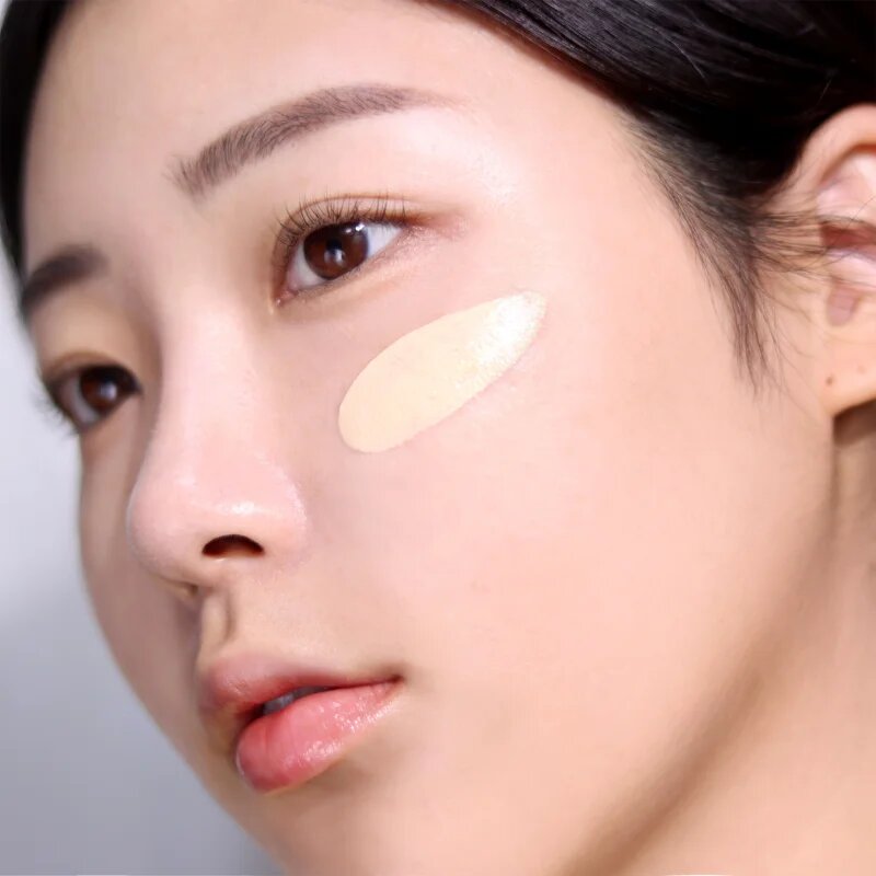espoir Pro Tailor Foundation Be Glow make up hidratant pentru o piele mai luminoasa culoare 22 Petal 30 g