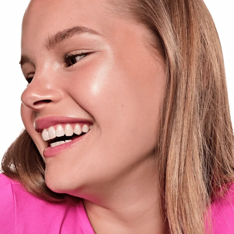 essence BABY GOT GLOW Stick Strălucire pentru o stralucire puternica culoare 10 Golden Aura 5.5 g