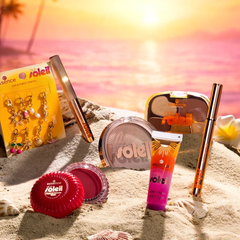 essence club SOLEIL iluminator culoare 01 Sunset Drip 8 g