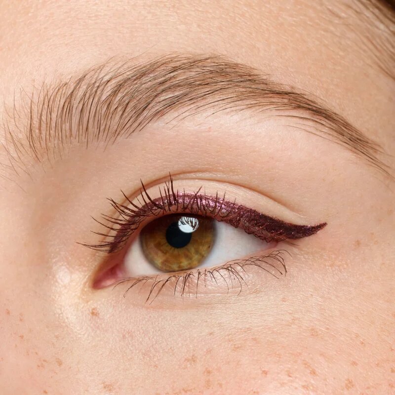 essence COLOUR it! eyeliner metalic pentru ochi culoare 02 Dark Cherry 3 ml