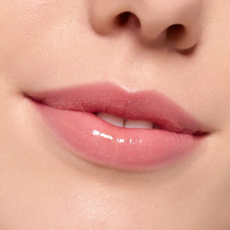 essence Dulce De Leche Bomb lip gloss culoare 01 Cream Come True 10 ml