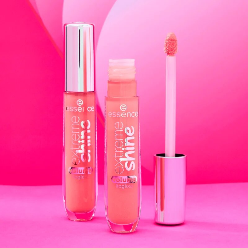 essence Extreme Shine luciu de buze pentru un volum suplimentar culoare 12 Dazzling Apricot 5 ml
