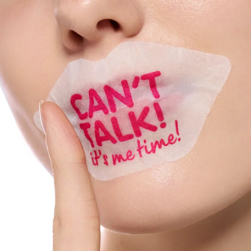 essence LIP SHEET masca pentru celule de buze 01 CAN`T TALK! 1 buc