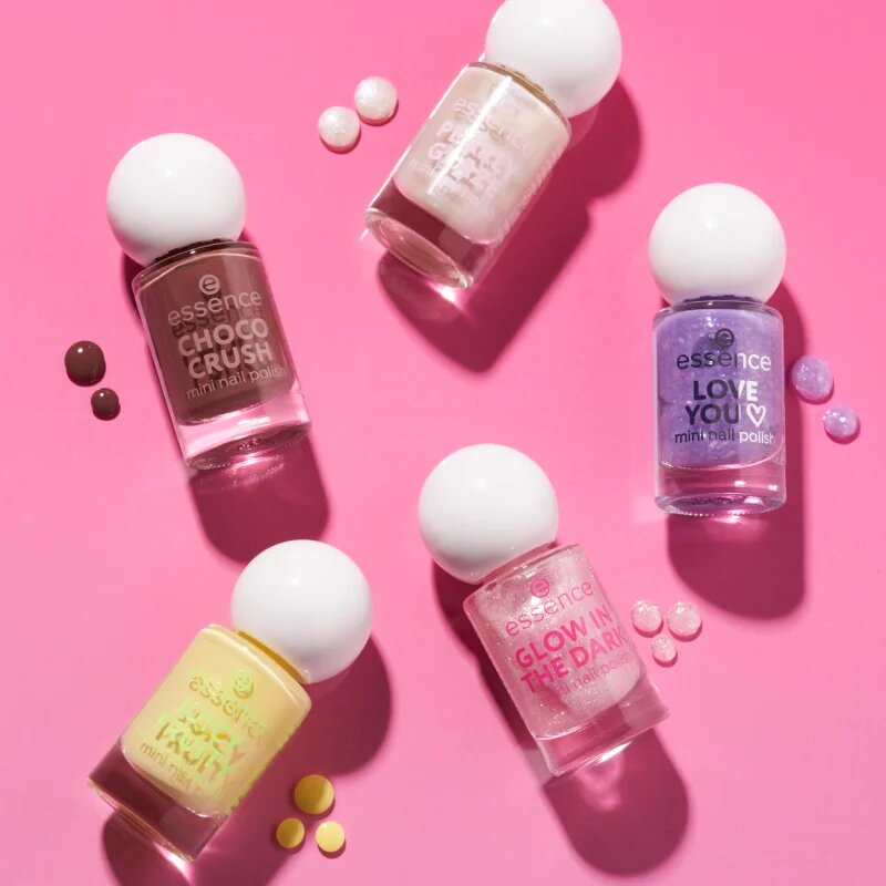 essence LOVE YOU lac de unghii mini culoare 13 5 ml