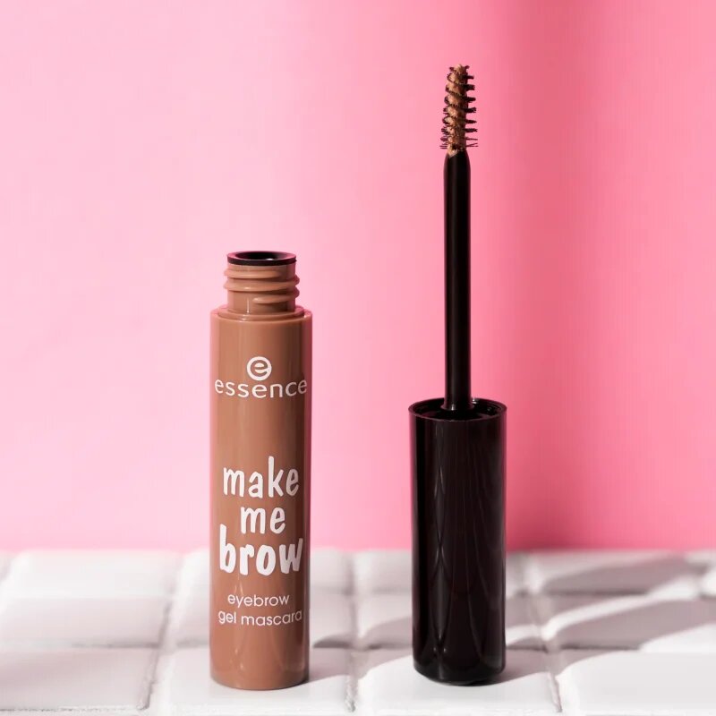 essence Make Me Brow gel pentru sprancene culoare 01 Blondy Brows 3.8 ml