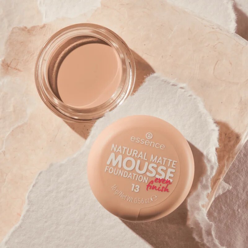 essence NATURAL MATTE MOUSSE fond de ten sub forma de spuma culoare 13 16 g