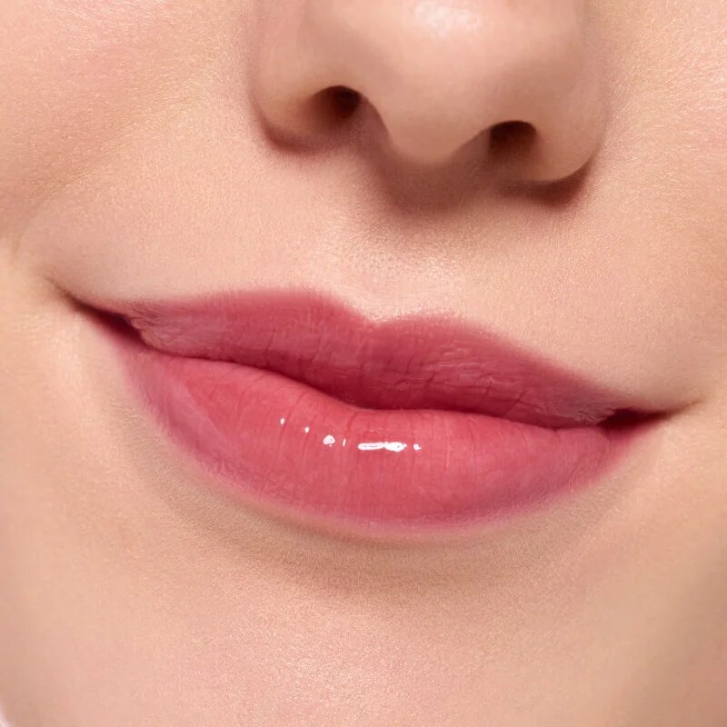 essence the super peptide glossy lip treatment balsam de buze culoare 06 Plumfection! 10 ml
