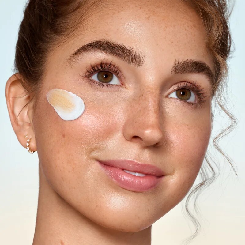 Estée Lauder Multi-Protection Anti-Oxidant Sheer Tint Release Moisturizer Mini crema hidratanta si tonifianta pentru toate tipurile de ten 15 ml