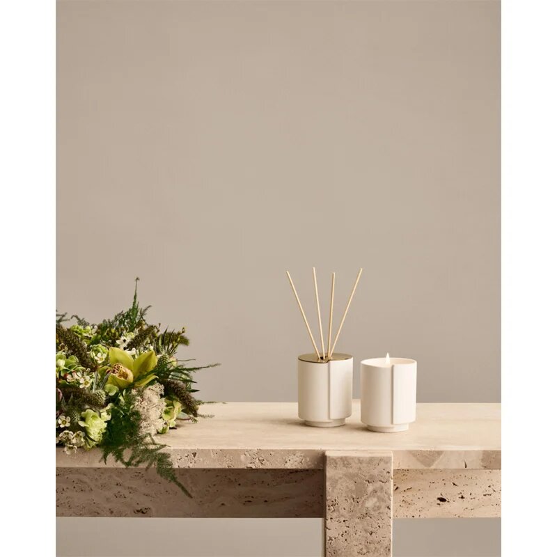 ester & erik mint & cut grass lumânare parfumată 240 g