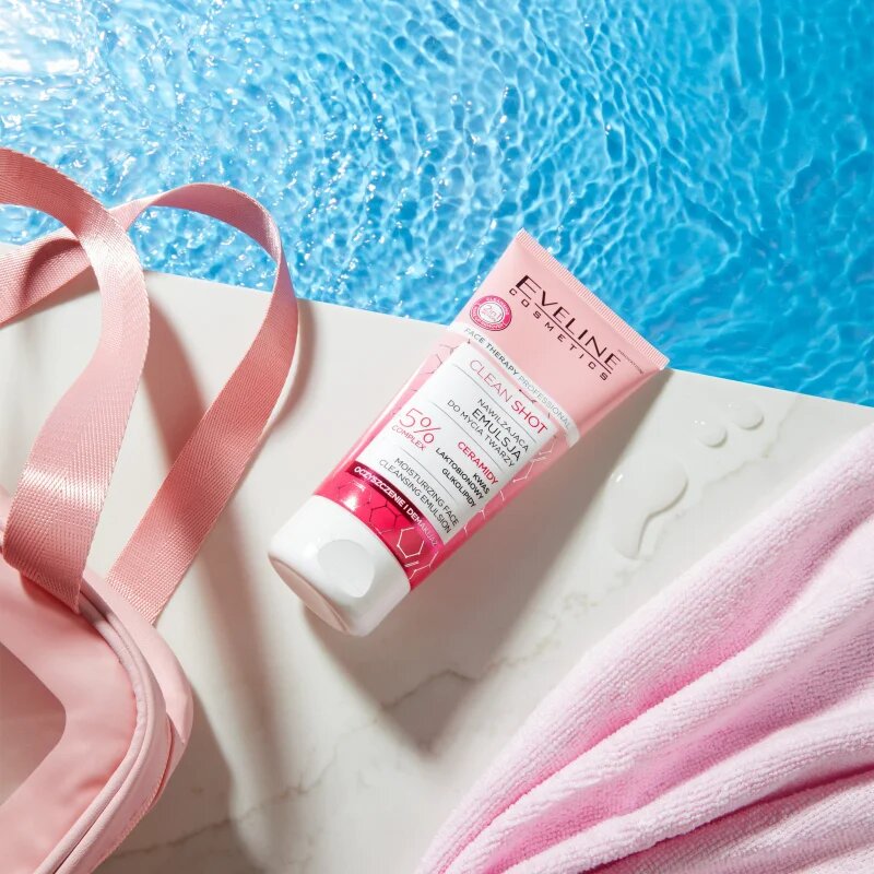 Eveline Cosmetics Clean Shot 5% Ceramidy Complex Lotiune pentru curatare intens hidratanta 150 ml