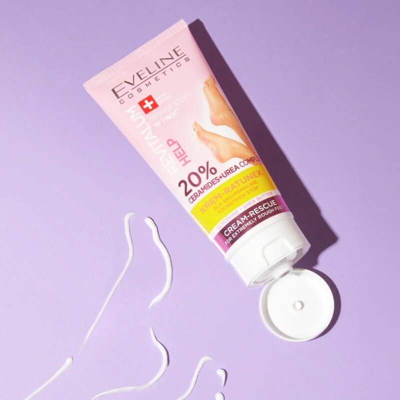 Eveline Cosmetics Revitalum crema regeneratoare si hidratanta pentru tălpile picioarelor 75 ml