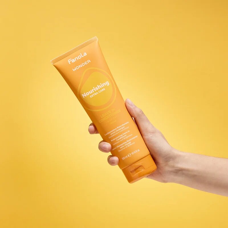 Fanola Wonder Nourishing Conditioner balsam (nu necesita clatire) pentru hranire si stralucire 300 ml