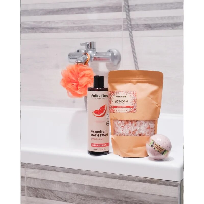 Folk & Flora Blackcurrant bombă de baie cu efect revigorant 130 g