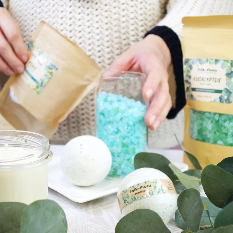 Folk & Flora Eucalyptus sare de baie relaxantă 500 g
