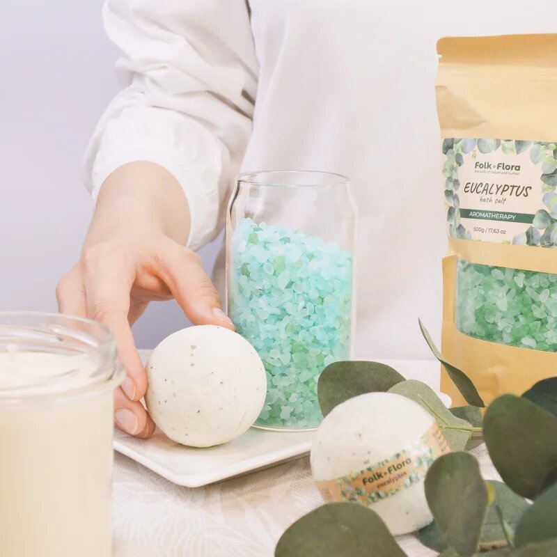 Folk & Flora Eucalyptus sare de baie relaxantă 500 g