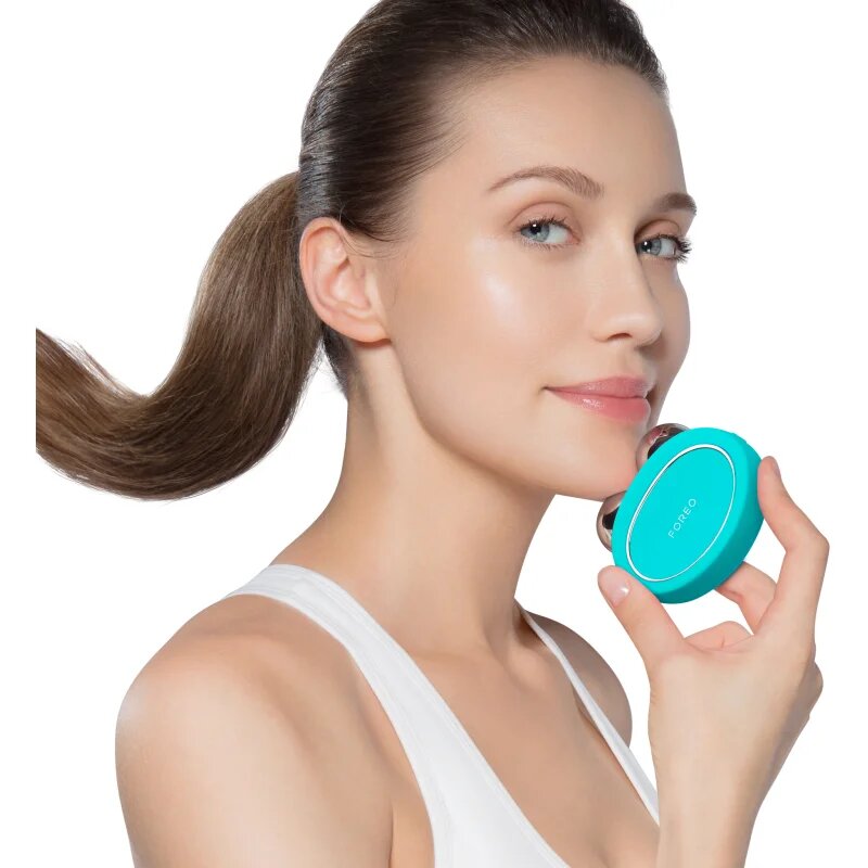 FOREO Bear™ aparat pentru tonificarea feței Mint