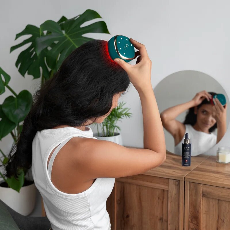 FOREO FAQ™ 301 dispozitiv de masaj pentru stimularea creșterii părului Blue Emerald 1 buc