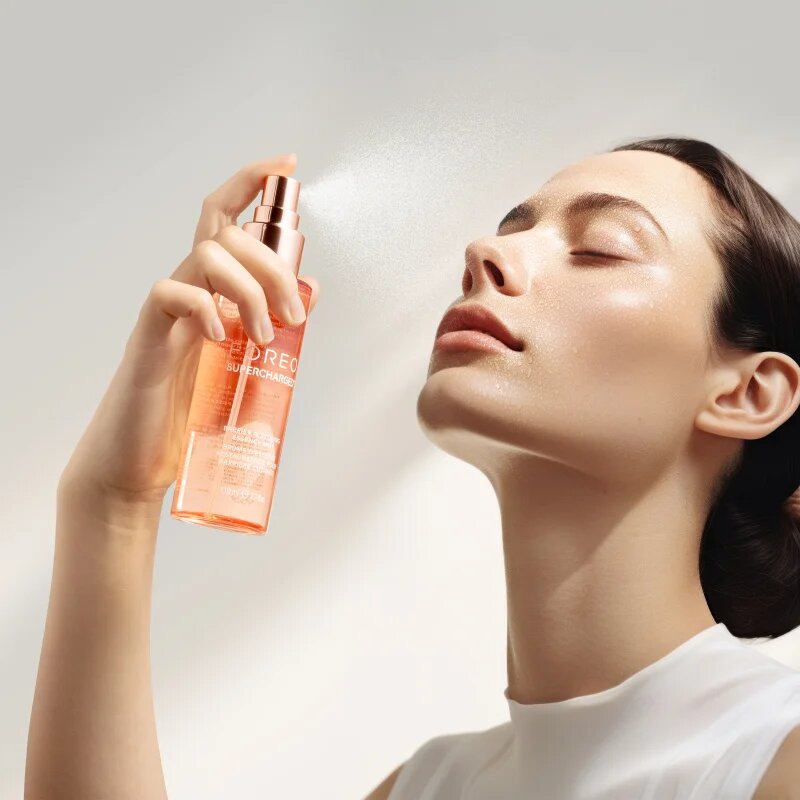 FOREO SUPERCHARGED Barrier Restoring Essence Mist esență facială sub formă de brumă reface bariera protectoare a pielii 110 ml