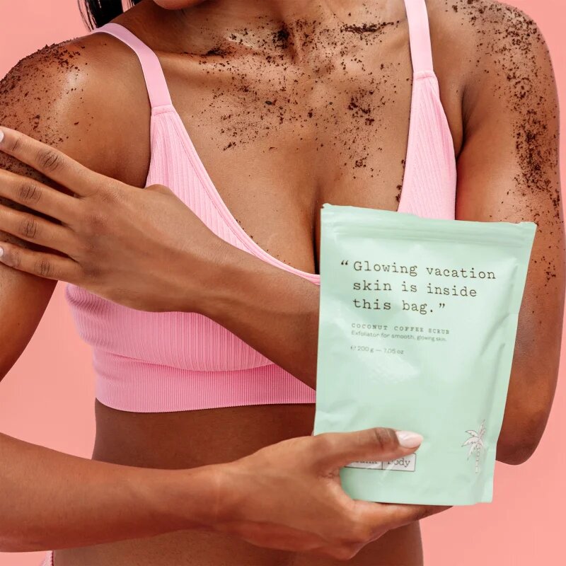 Frank Body Coffee Scrub exfoliant pentru corp 200 g