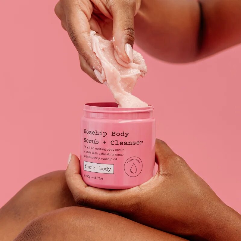 Frank Body Rosehip exfoliant pentru corp 250 ml