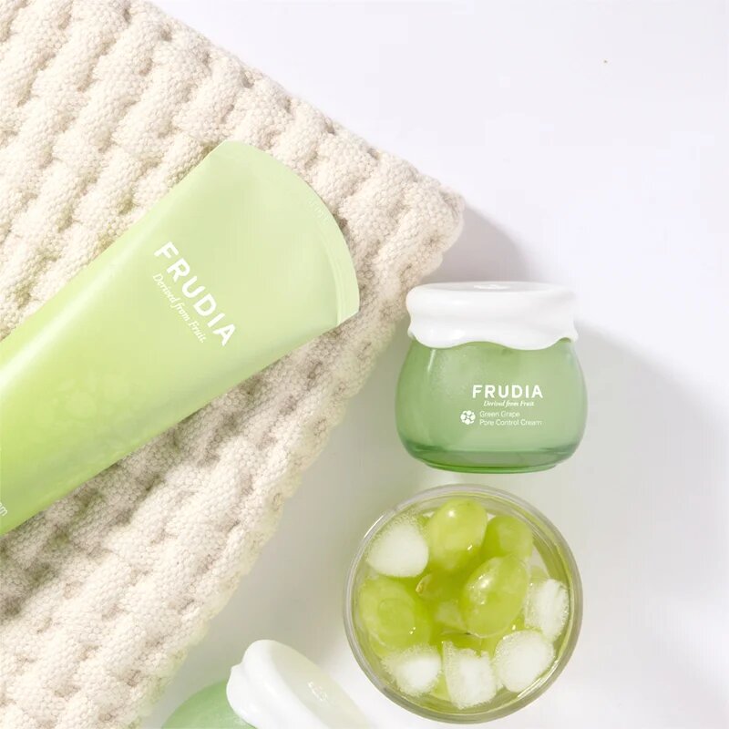 Frudia Green Grape crema gel pentru hidratare. pentru micsorarea porilor 55 g