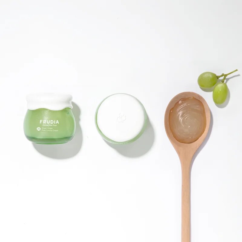 Frudia Green Grape crema gel pentru hidratare. pentru micsorarea porilor 55 g