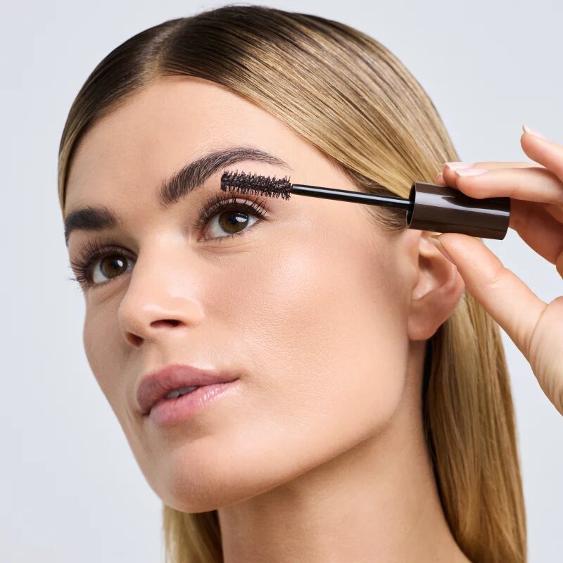 GOSH COPENHAGEN Boombastic mascara pentru volum si curbare culoare 005 Chocolate Brown 13 ml
