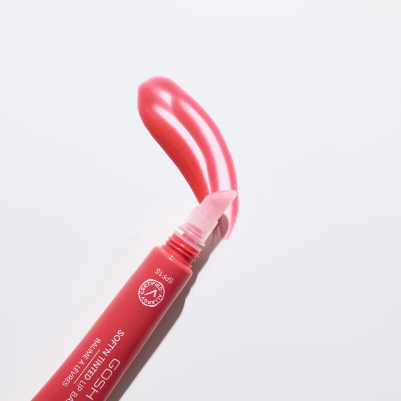 GOSH COPENHAGEN Soft`n Tinted balsam de buze tonifiant SPF 15 culoare 008 Cherry Soda 8 ml