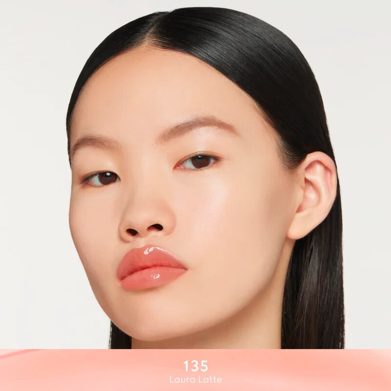 Gucci Beauty Gloss à Lèvres luciu de buze pentru un volum suplimentar culoare 135 Laura Latte 6.5 ml