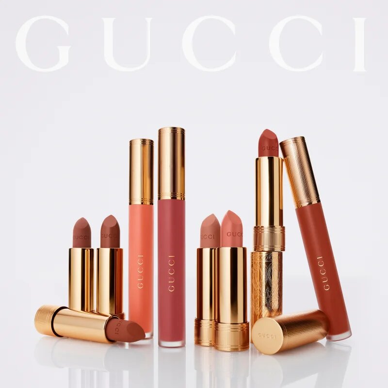 Gucci Beauty Rouge à Lèvres Satin Lipstick ruj satinat culoare 220 Suzanne Sunset 3.5 g