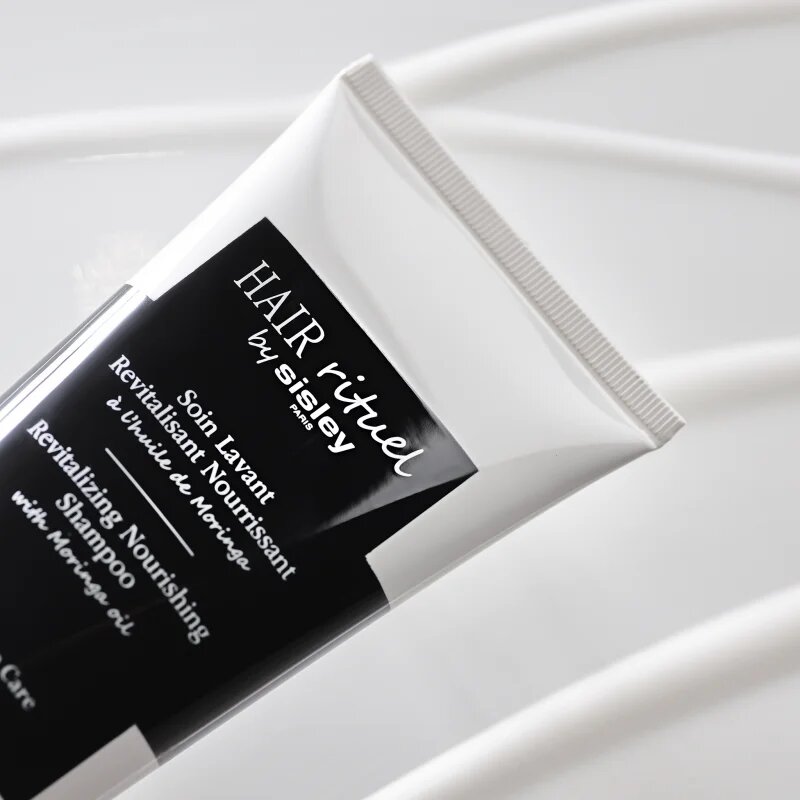 Hair Rituel by Sisley Revitalizing Nourishing Shampoo sampon hranitor cu efect revitalizant 200 ml