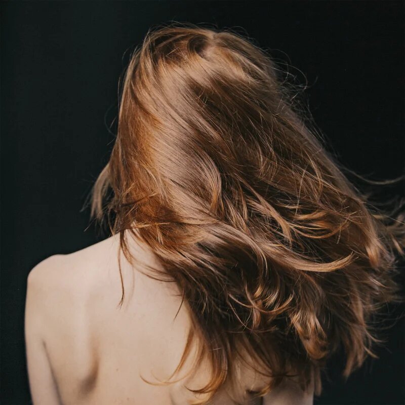 Hair Rituel by Sisley Revitalizing Smoothing Shampoo with Macadamia oil sampon pentru indreptarea parului pentru toate tipurile de păr s makadamovým o