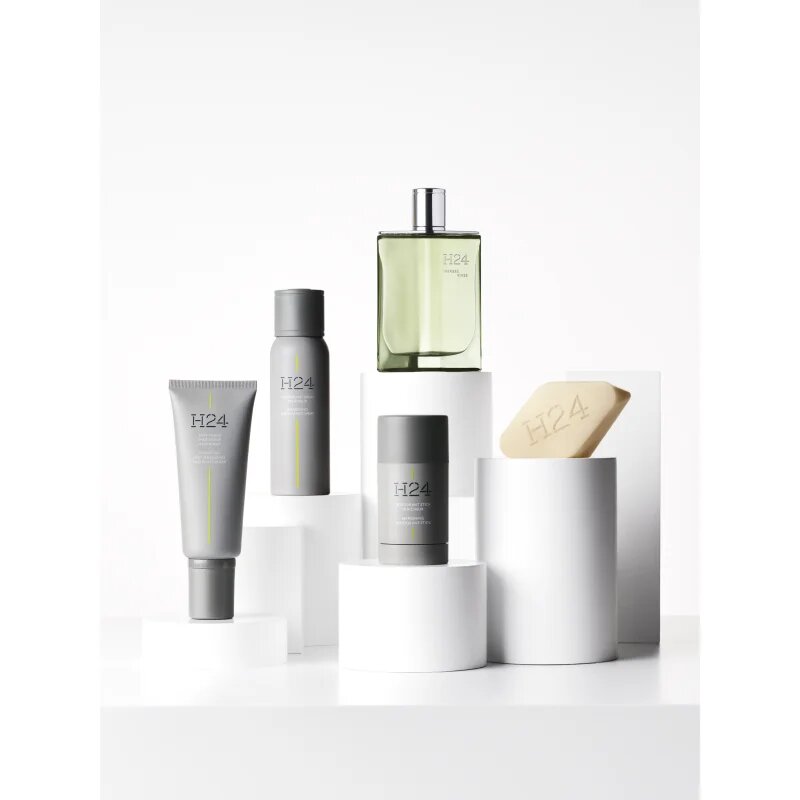 HERMÈS H24 Herbes Vives Eau de Parfum rezervă pentru bărbați 200 ml