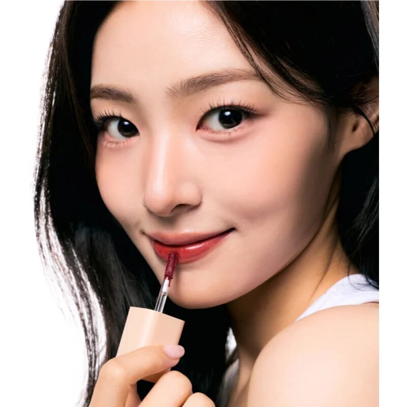 House of Hur Glowy Ampoule Tint luciu de buze rezistent cu efect de hidratare culoare 02 Brown Red 4.5 g